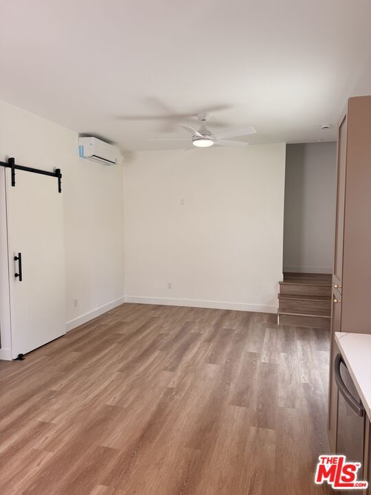 Photo - 6626 Woodlake Ave