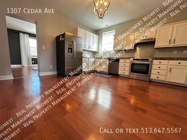 Photo - 1307 Cedar Ave