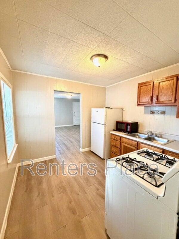 Photo - 408 N Florence