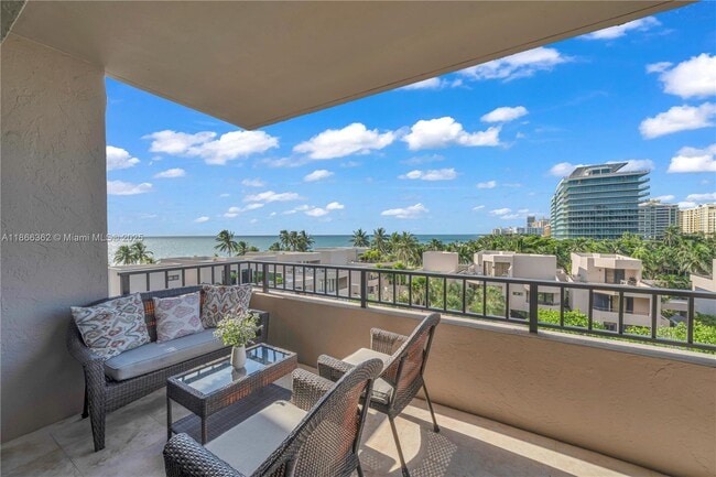 Building Photo - 201 Crandon Blvd Unit 541 Rental