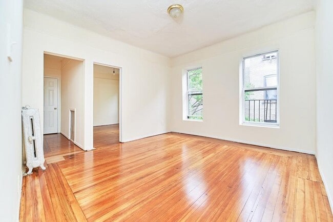3 bedroom in NEW YORK NY 10032 - 3 bedroom in NEW YORK NY 10032 Condo Unit 52