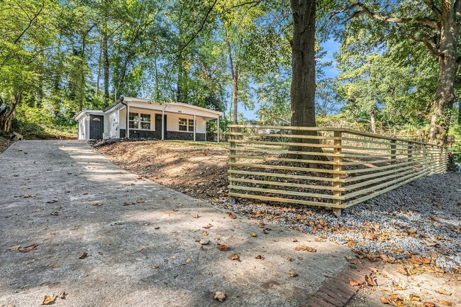 Photo - Fully Renovated Cottage near Downtown Smyrna!