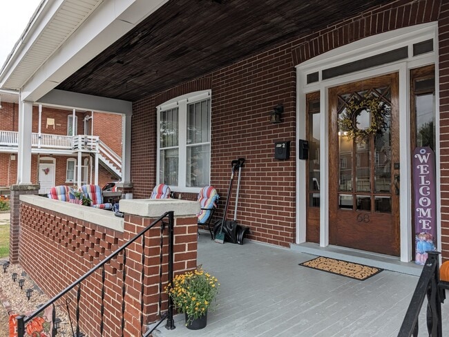 68 Garber St Unit 2