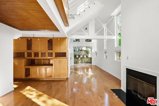 Photo - 1011 Pacific St Unidad 1