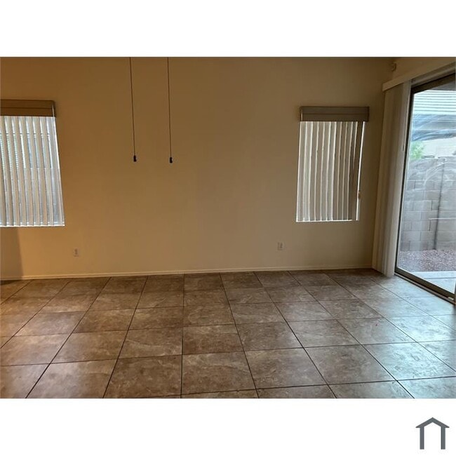 Photo - 9130 W Monte Vista Rd