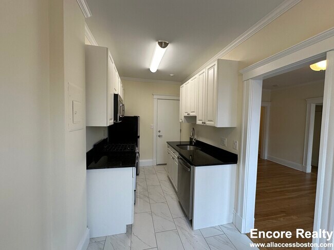 Photo - 14 Chauncy St Unit 22-20