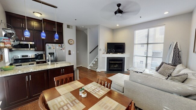 Photo - 2061 Atherton Heights Ln