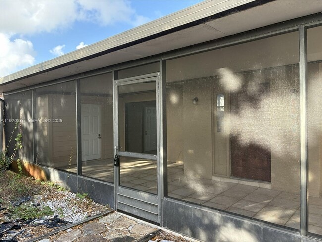 Photo - 1970 SW 24th Cir