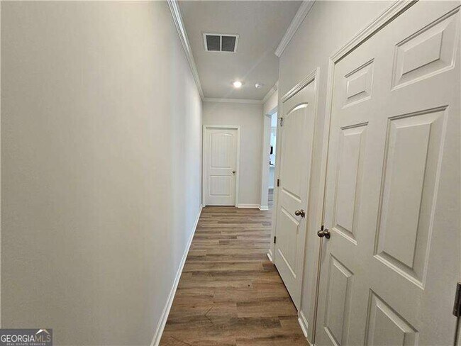 27 Berryville Dr