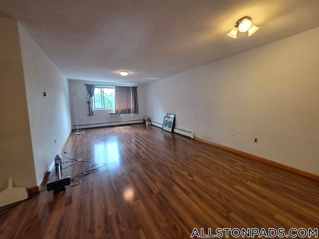 Photo - 28 Brentwood St Unit 7