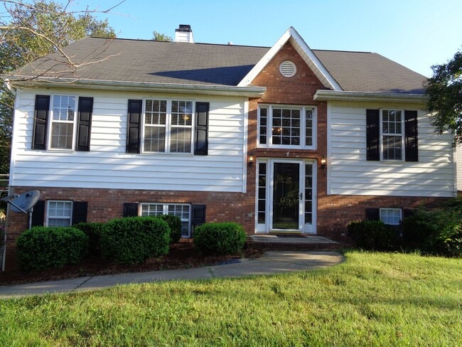 Building Photo - Meadowlark Downs Area-Rental