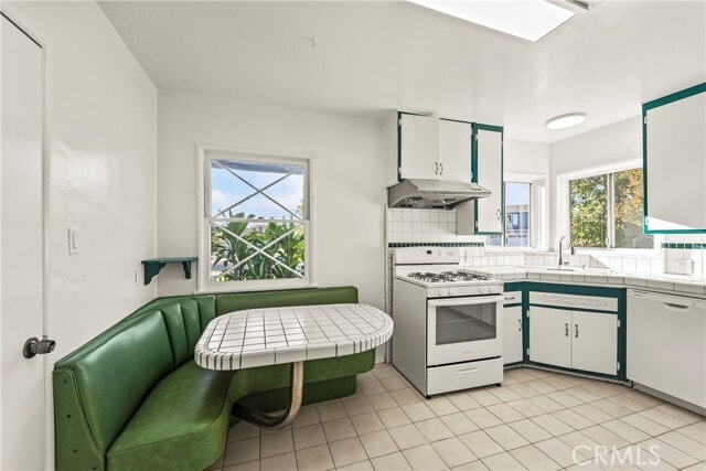 Building Photo - 16710 Elgar Ave