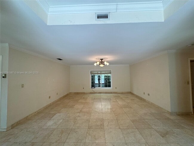 Photo - 3185 Washington St