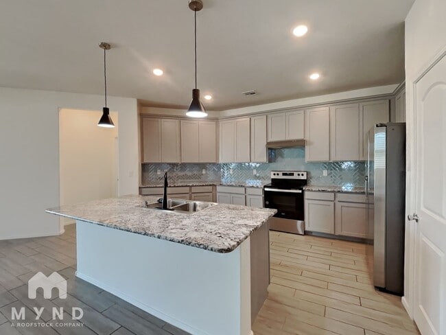 Photo - 7325 S 33rd Ln