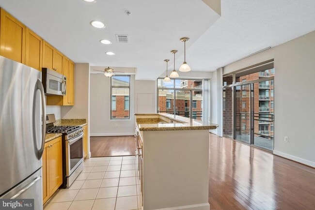 Photo - 3650 S Glebe Rd Unit 638