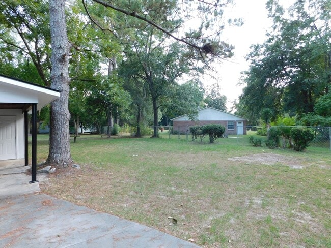 Photo - 1404 Lake Park Rd