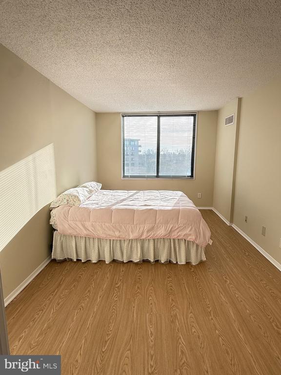 Photo - 5225 Pooks Hill Rd Unit 1607N