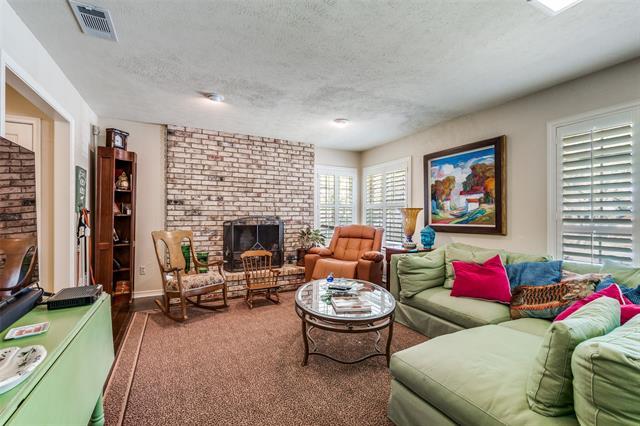 Photo - 10696 Pagewood Dr
