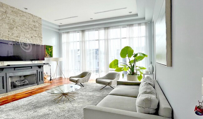 Photo - 760A Undercliff Ave