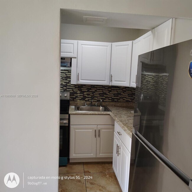 Photo - 2079 NE 167th St Unit 5