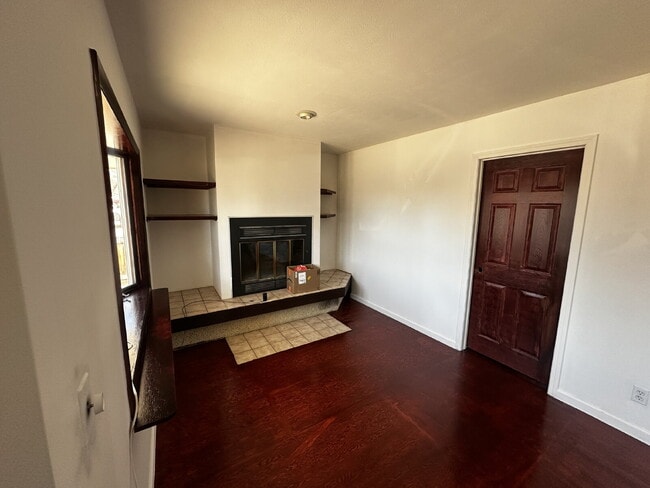 Photo - Available Immediately! Spacious 6-Bedroom Retreat with 2 Full Baths in Charming Denver Locale!