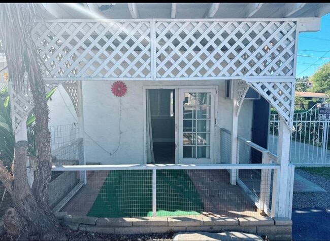 Photo - 5555 Lesa Rd