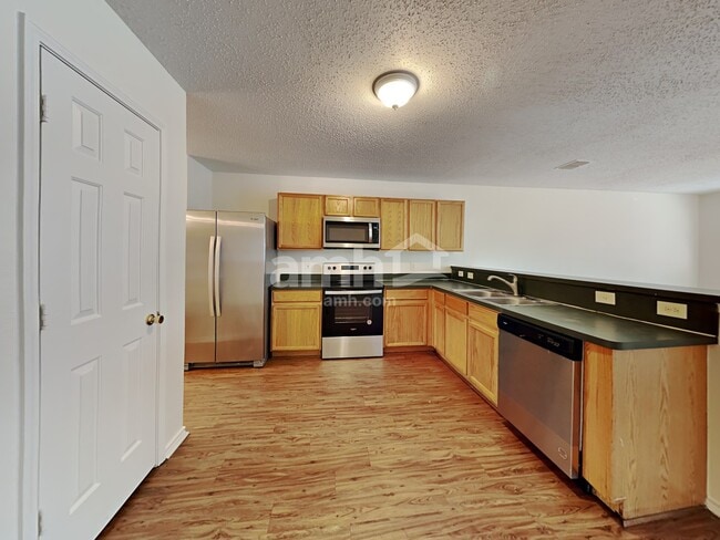 Photo - 1020 Chelsea Ln