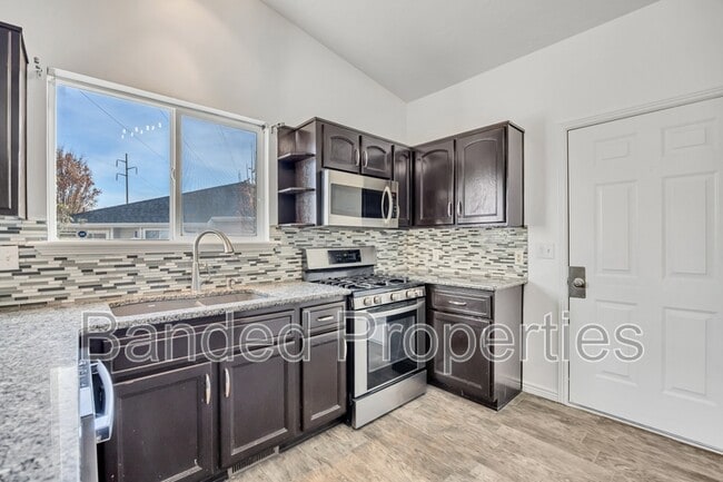 Photo - 2052 S Jenny Ln W