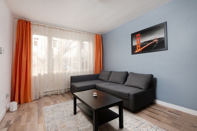 Salon - 718A Rue Anyon Unité 718