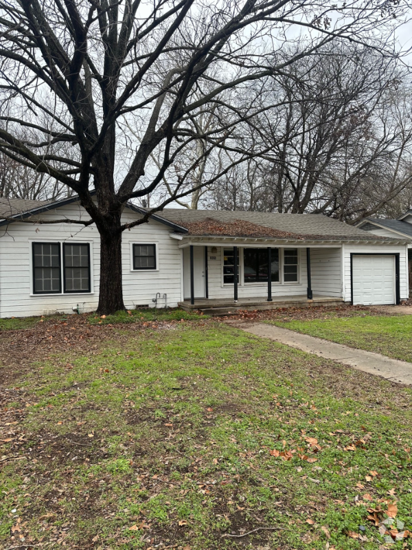 Building Photo - 3925 Maple Ave Rental