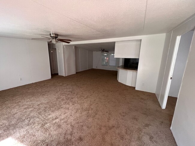 Photo - 5 Bed 2 bath mobile home