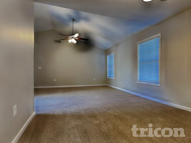 Photo - 15 Thrasher Rd