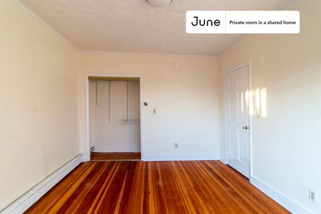 Photo - Room in Shared 5 bed/2 bath home Unidad D