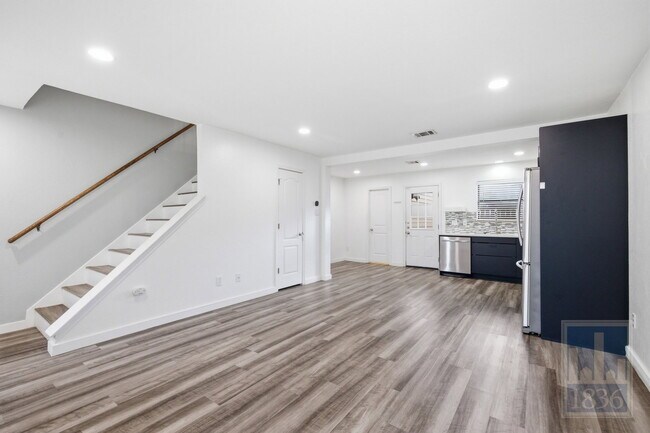 Photo - 8400 Jamestown Dr Unidad Apt 534