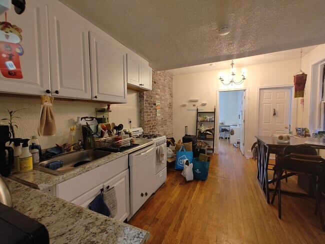 Photo - 70 Revere St Apartments Unit 2r
