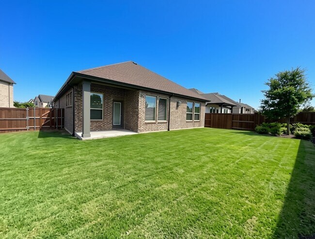 Photo - 1804 Welker Dr