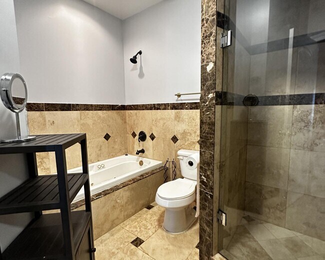 Photo - 4926 S Indiana Ave