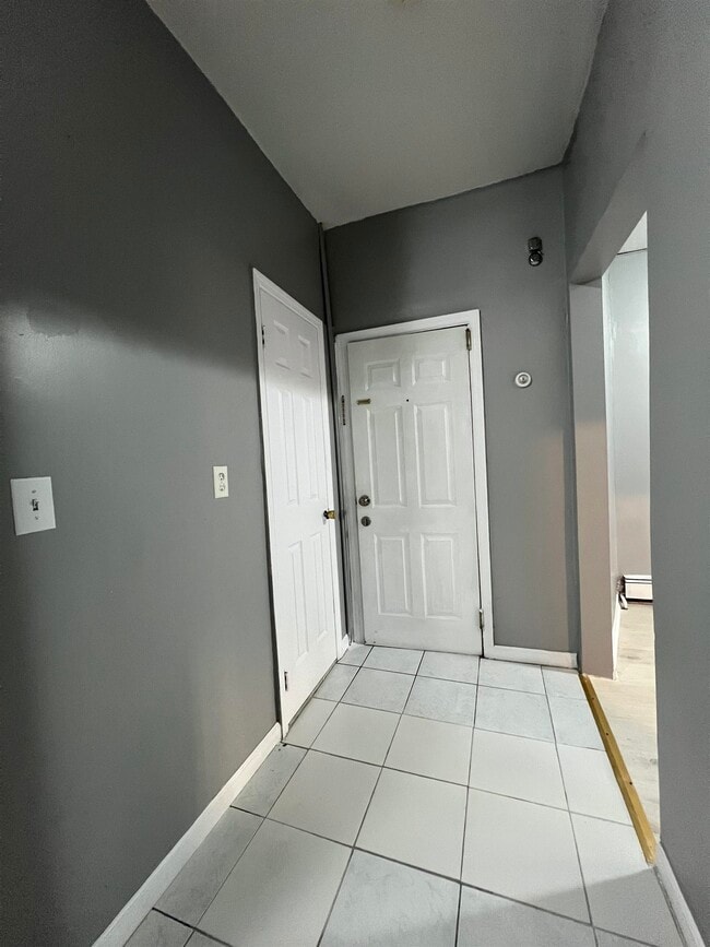 Photo - 32 Broadway Unidad 1