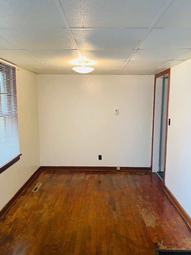 Photo - Well-Kept Duplex