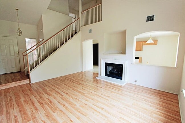 Photo - 1821 Friars Tale Ln