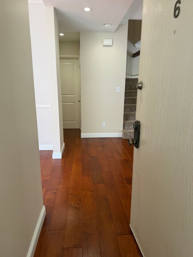 Photo - 1734 N Verdugo Rd