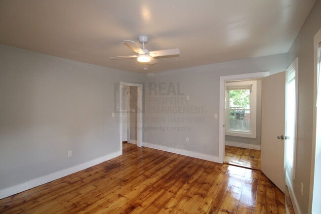 Photo - 3 Baker St Unit 4
