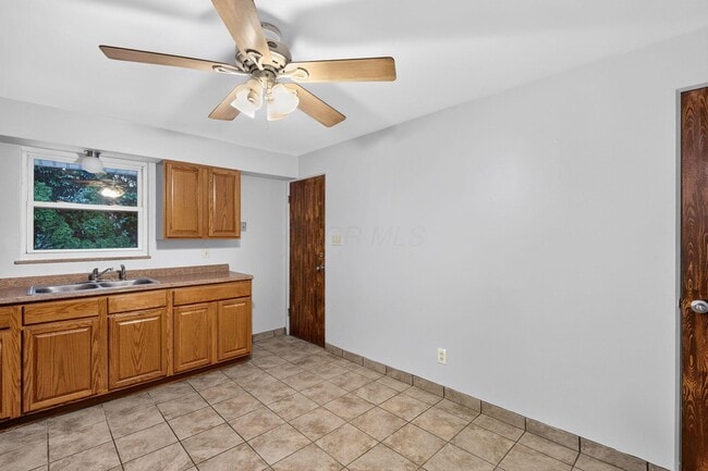 Photo - 119 Sunnyside Ln