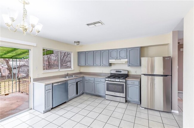 2325 Bendridge Trail