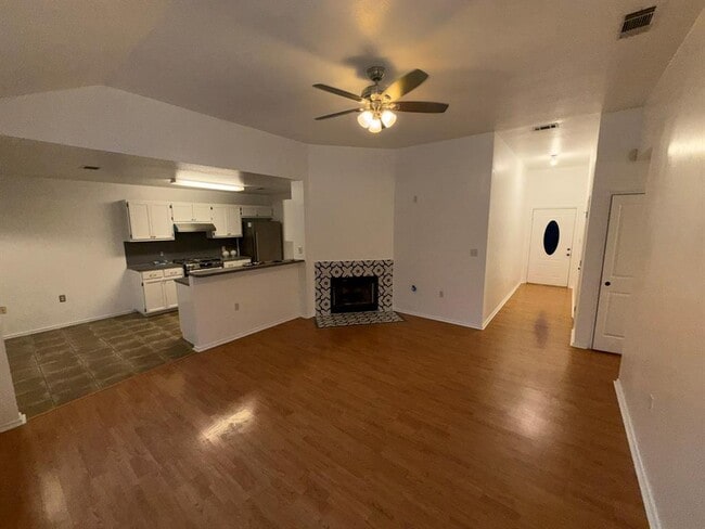 Building Photo - 2502 Ashley Way