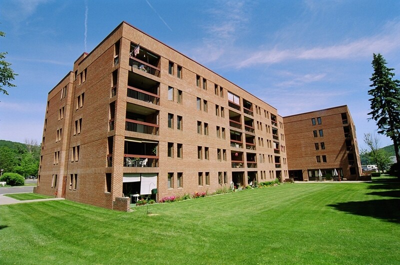 Photo - Village Square Apartments