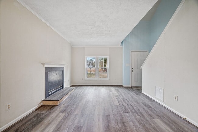 Photo - 3 Bed 1.5 Bath Home for Rent in Newport News, VA!