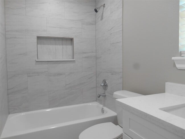 Photo - 1547 Greenfield Rd