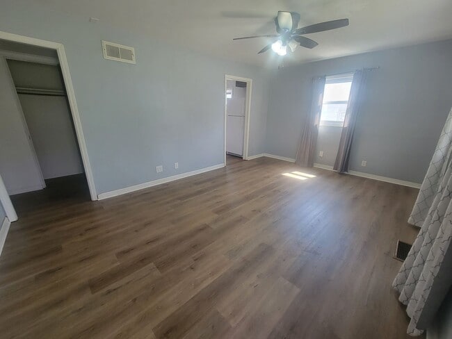 Photo - 2 Bedroom, 1 Bath Home Now Available for Rent!