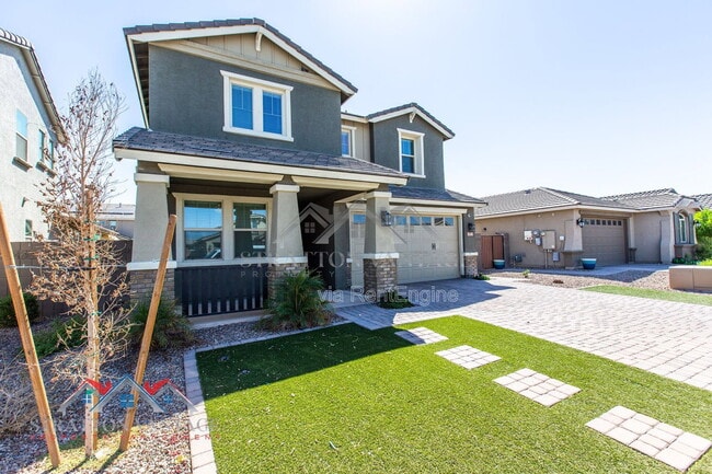 Photo - 15075 W McKinley St